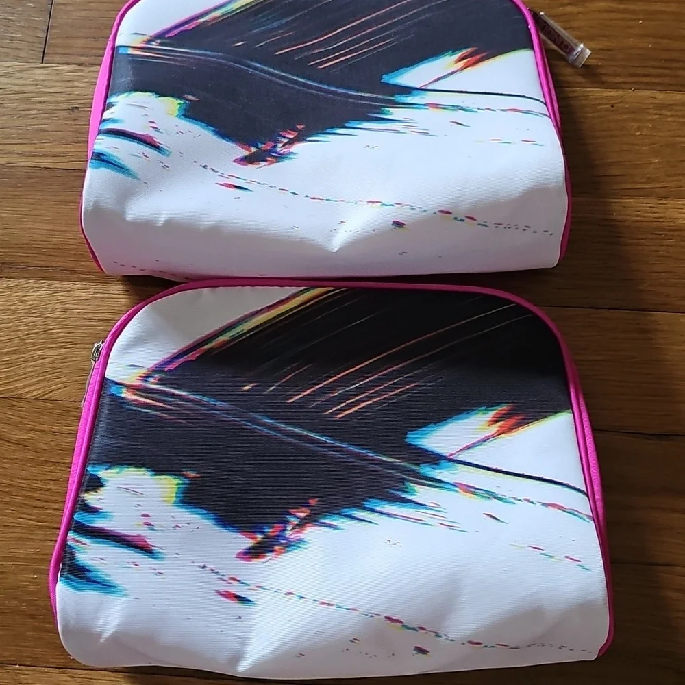 Clinique Pink White Zippered Makeup Bag Bundle of Qty 2 NWOT